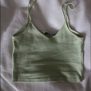 brandy melville green cami top🤍